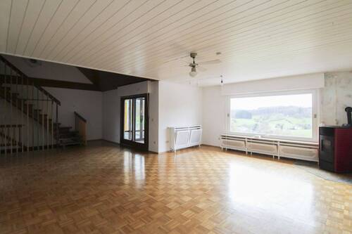 Wohnzimmer(1) - 1 Zimmer Mehrfamilienhaus, Wohnhaus in Heiligkreuzsteinach