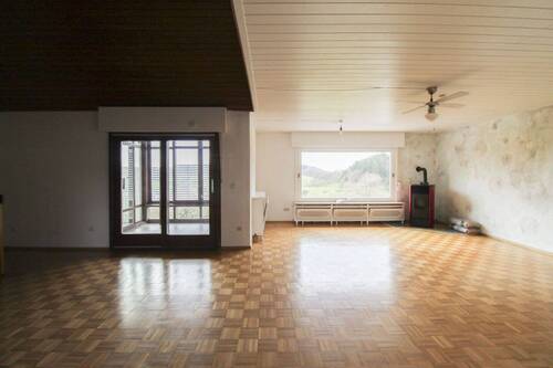 Wohnzimmer(2) - Mehrfamilienhaus, Wohnhaus mit 293,00 m&sup2; in Heiligkreuzsteinach zum Kaufen