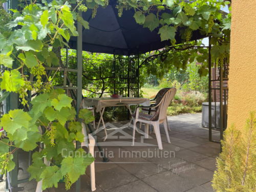 Pavillon - Mehrfamilienhaus, Wohnhaus mit 98,70 m² in Diera-Zehren zum Kaufen