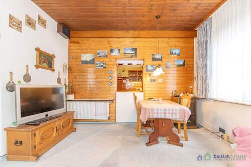 OG: Wohn-/Esszimmer - 