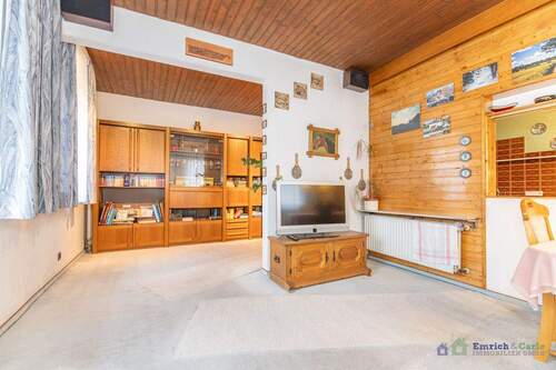 OG: Wohn-/Esszimmer - 