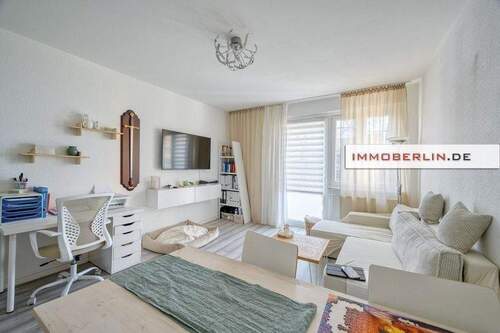 1.jpg - 2 Zimmer Etagenwohnung zum Kaufen in Berlin