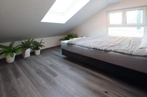 Zimmer - Haus 62, DG - Whg. Nr. 2 - 