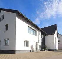 Wohn- und Geschäftshaus mit 2 Wohneinheiten, Büroräumen und Gartengrundstück - Waiblingen Bittenfeld