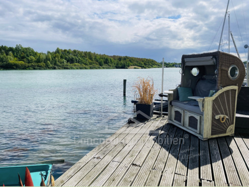 Boot und Strandkorb inkl. - Wasser, Ruhe & Natur inklusive; Urlaub und Wohnen mit einander verbinden!