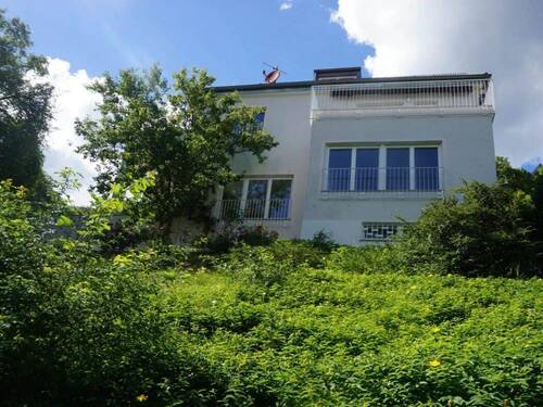 Ansicht - 6 Zimmer Einfamilienhaus zur Miete in Stuttgart