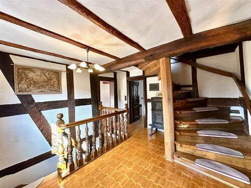 detailverliebte Architektur auf jeder Etage - 