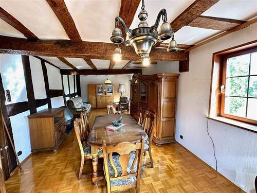 Urgemütliches Esszimmer - 