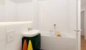Modernes Badezimmer mit Badewanne - 