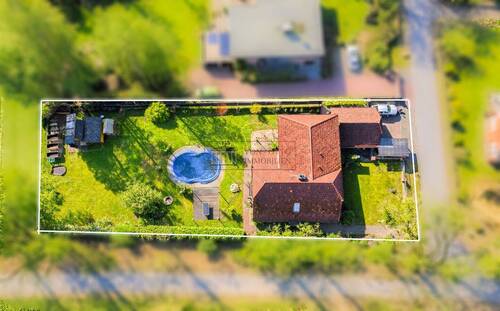 Vogelperspektive - 5 Zimmer Mehrfamilienhaus, Wohnhaus in Barum