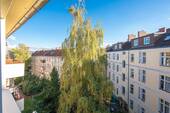 Blick Richtung Hinterhof - Etagenwohnung mit 62,00 m&sup2; in Berlin zum Kaufen