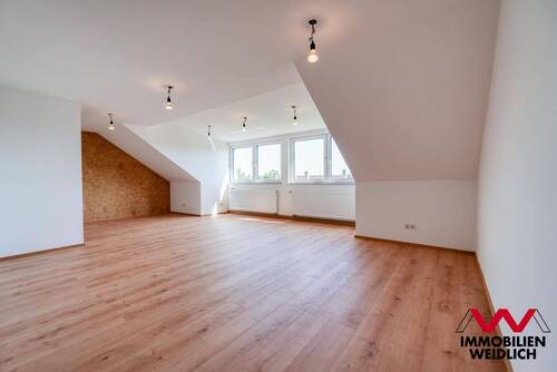 Studio im Dachgeschoss - 