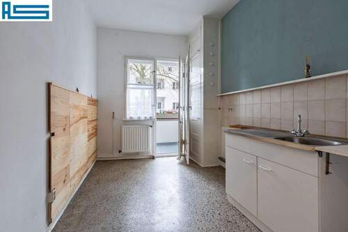 Küche mit Zugang zur Loggia - 