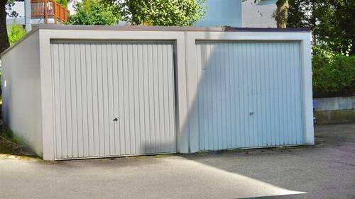 Einzelgarage - rechte Seite - 