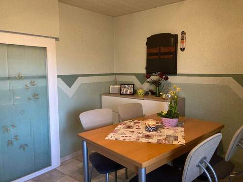 Eingangsbereich-OG - 7 Zimmer Einfamilienhaus in Lutherstadt Eisleben