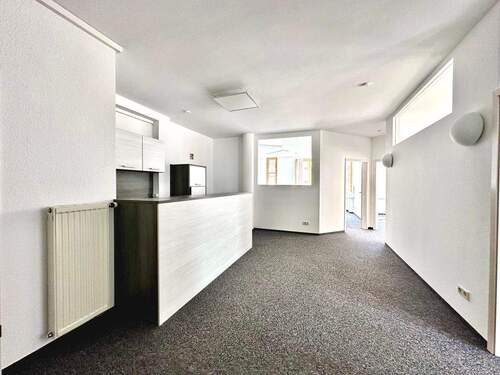 Empfang und Küche.jpg - Premium-BüroPraxis im Zentrum von Tettnang – Ihre Chance in Bestlage!