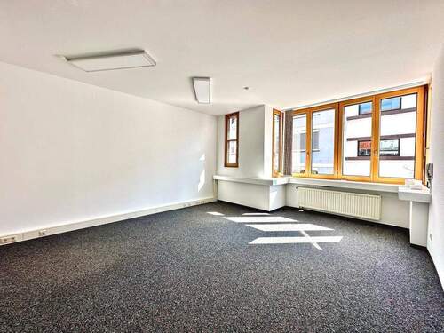 Raum 1 .jpg - Büro mit 150,00 m&sup2; in Tettnang zur Miete