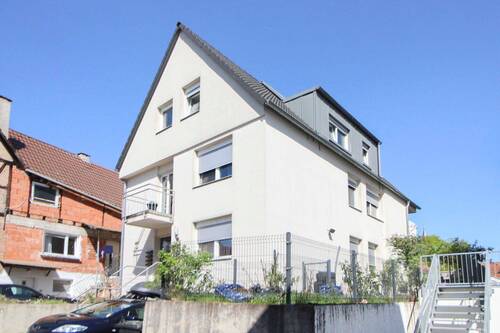 Außenansicht - Attraktive 3-Zimmer Dachgeschosswohnung mit Keller in zentraler Lage