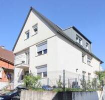 Attraktive 3-Zimmer Dachgeschosswohnung mit Keller in zentraler Lage - Kleinsachsenheim