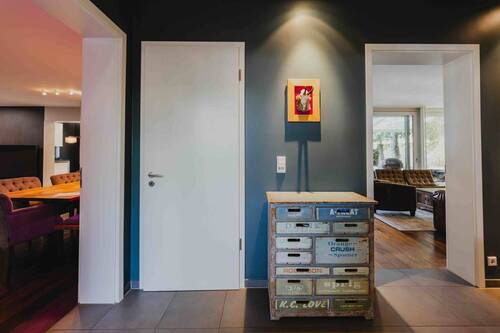 Flur - 9 Zimmer Einfamilienhaus in Haar