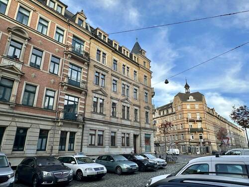 Straßenansicht aus Helgolandstraße - Mehrfamilienhaus, Wohnhaus in Dresden