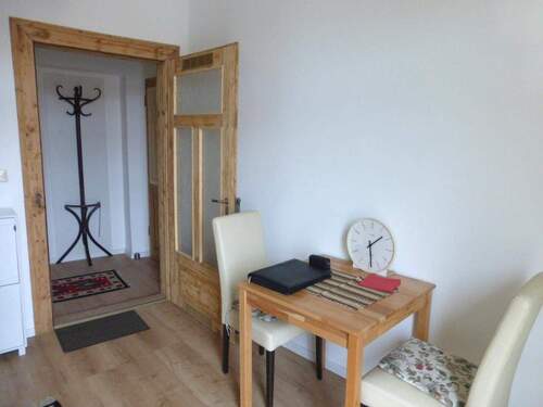 Essplatz in Küche, Blick 1 - 