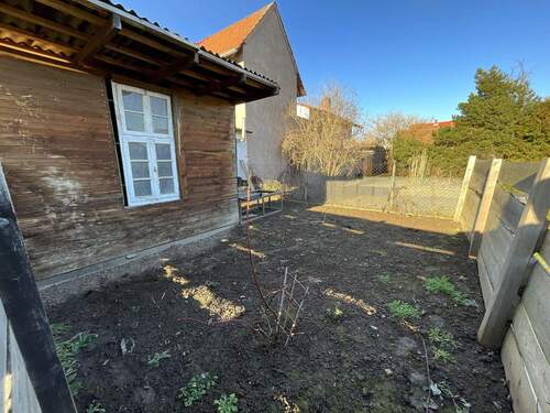 Hühnerstall mit Auslauf - 