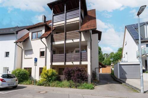 Außenbereich - 3 Zimmer Etagenwohnung zum Kaufen in Oberboihingen