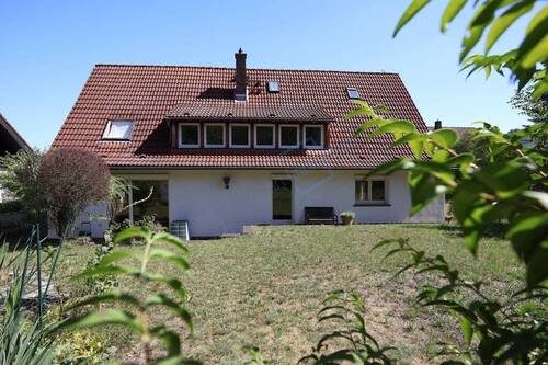 HAUSANSICHT - 