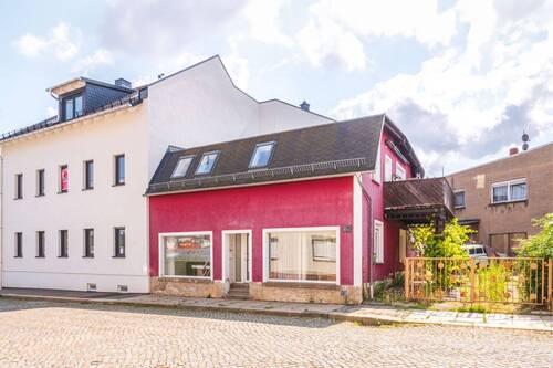 Haus - 1 Zimmer Einfamilienhaus zum Kaufen in Limbach-Oberfrohna