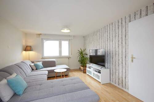 Whg. Nr. 3 - 1. OG links Wohnzimmer - Haus 92 - 