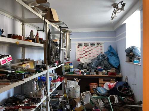 kleiner Abstell-/ Kellerraum im Erdgeschoss - 