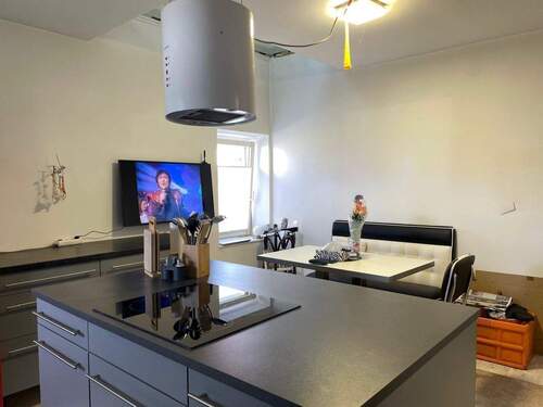 moderne Einbauküche (auf Wunsch) - 