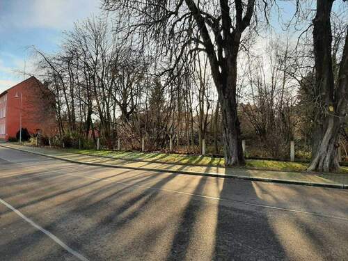 Grundstück - Bauen leicht gemacht: Grundstück in Colditz mit Bauvorbescheid, ohne Maklerprovision