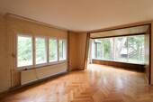 Wohnzimmer - 4 Zimmer Einfamilienhaus zum Kaufen in Berlin