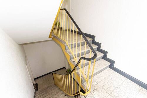 9. Hausflur - 