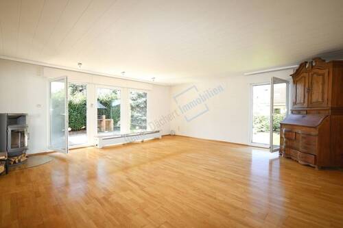 WOHNBEREICH - 4 Zimmer Mehrfamilienhaus, Wohnhaus zum Kaufen in Groß-Gerau