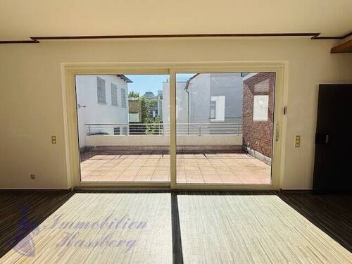 Wohn - 5 Zimmer Etagenwohnung zur Miete in Detmold