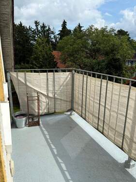 Balkon 2 vom Flur2.jpg - 