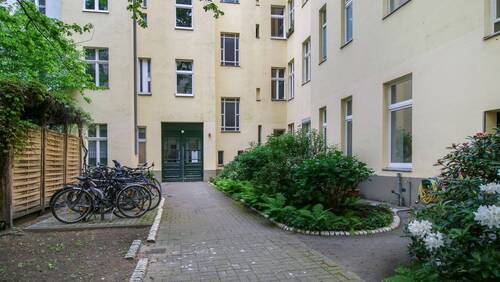 Hofansicht - 1 Zimmer Etagenwohnung in Berlin