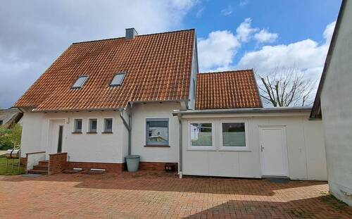 Hofansicht - von Westen - 8 Zimmer Einfamilienhaus in Sottrum