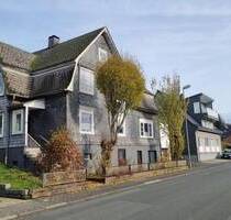 Ein-Zweifamilienhaus, Mehrgenerationenhaus, Arbeiten und Wohnen unter einem Dach - Netphen - Deuz