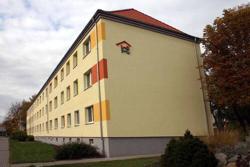 Hausansicht 3 - Etagenwohnung mit 63,20 m&sup2; in Magdeburg zur Miete