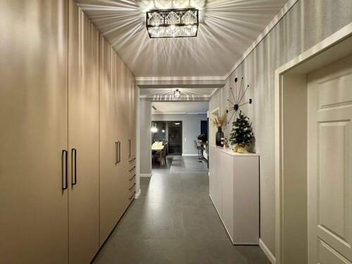 Eingang_Flur - 5 Zimmer Bungalow in Buchen