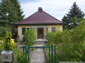 2024_07_26_Waldstraße_14_Hoyerswerda_002 - Mitten im Grünen 'kleines Einfamilienhaus'