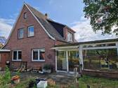 Rückansicht mit Wintergarten - 