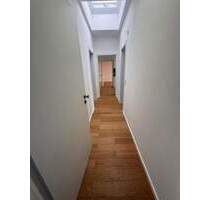 Luxus DG-Wohnung im Zentrum von Nienburg mit großem Balkon - Nienburg/Weser