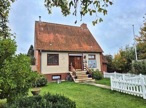 Hausansicht - Einfamilienhaus in ländlicher Lage