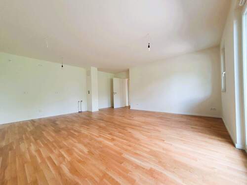 Wohnzimmer - 3 Zimmer Etagenwohnung zum Kaufen in Ahrensburg