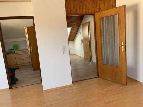 Wohnzimmer Zugang Küche und Flur - 